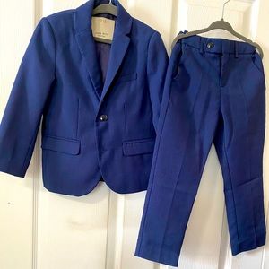 Zara Boys Basic Suit - Pants & Jacket. Size 5.